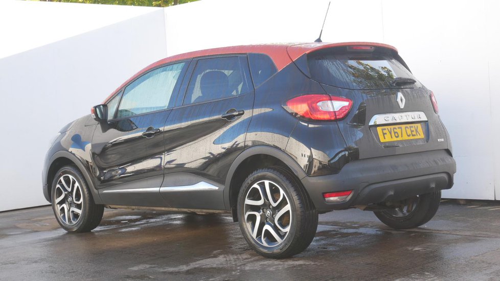 Used Renault Captur 1 5 Dci 90 Dynamique S Nav 5dr Black Fy67cek Wakefield