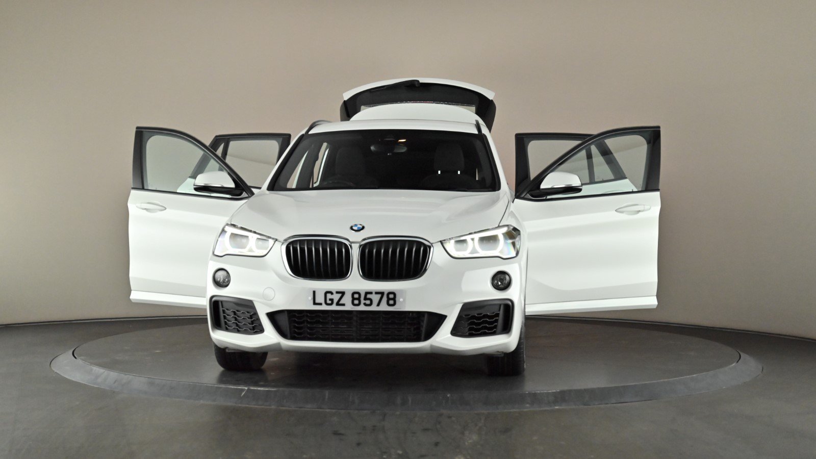 LGZ8578-used-BMW-X1-ESTATE-sDrive-18i-M-