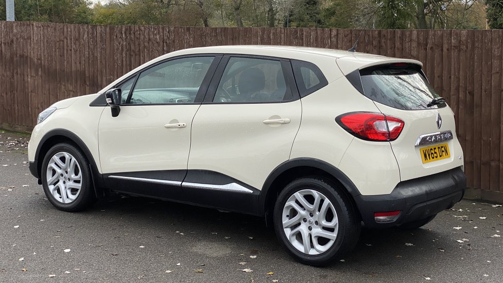 Used Renault Captur 1 5 Dci 90 Dynamique Nav 5dr Cream Wv65dfn Northampton